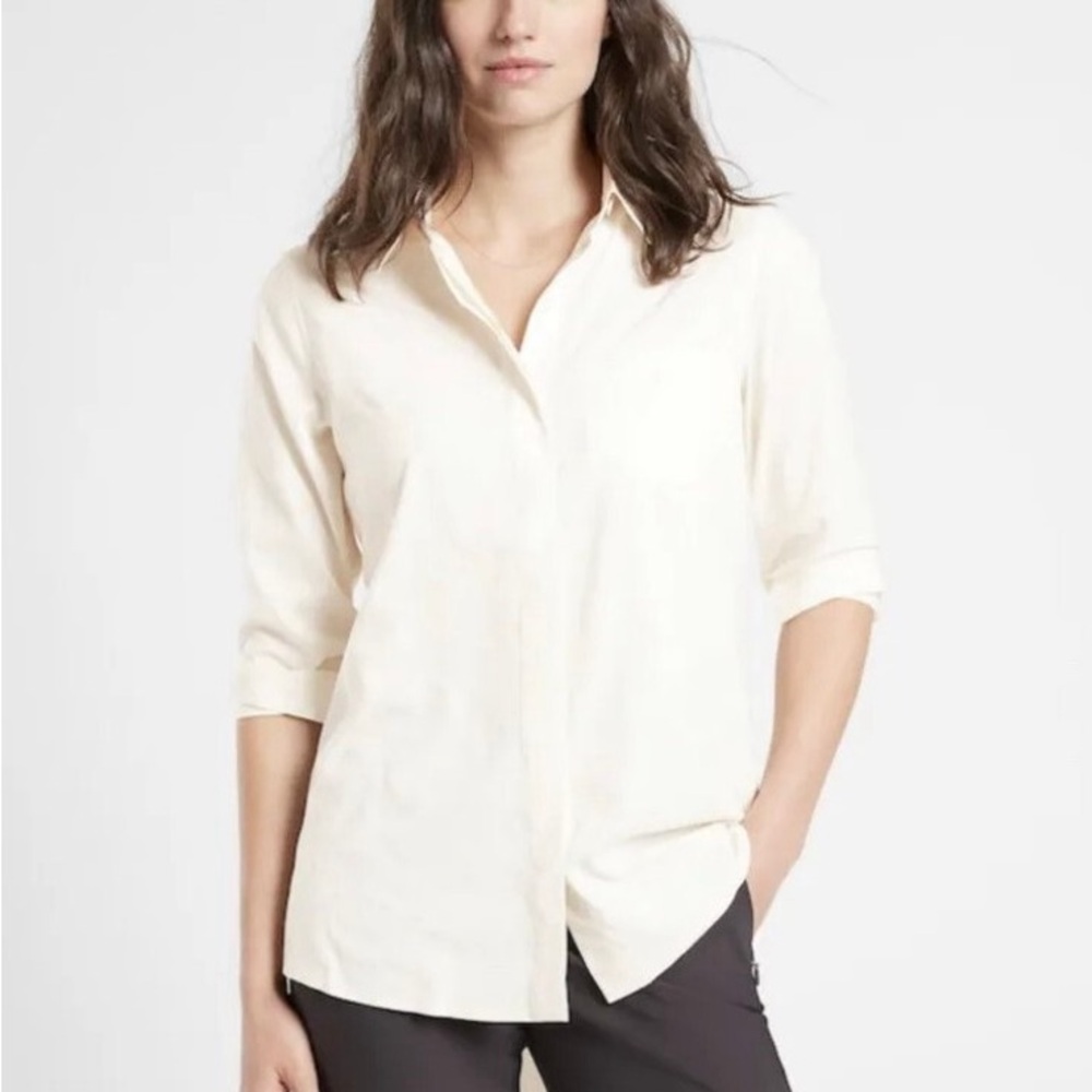 Athleta Cream Striped Button-Up Urbanite Blouse
